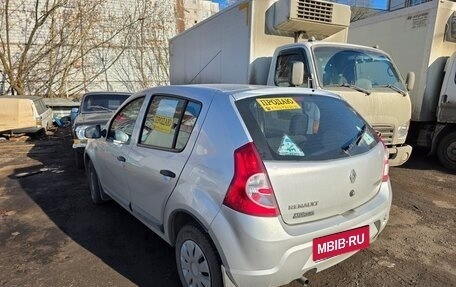 Renault Sandero I, 2013 год, 450 000 рублей, 1 фотография
