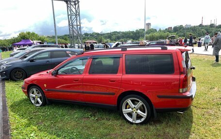 Volvo V70 III рестайлинг, 2003 год, 825 000 рублей, 15 фотография