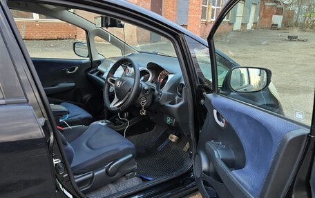 Honda Fit III, 2010 год, 790 000 рублей, 5 фотография