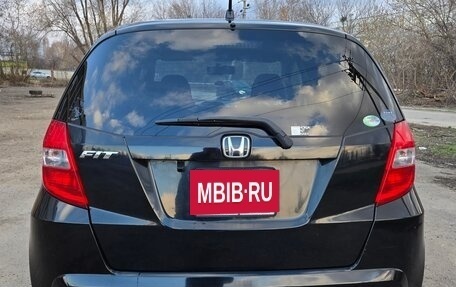 Honda Fit III, 2010 год, 790 000 рублей, 2 фотография