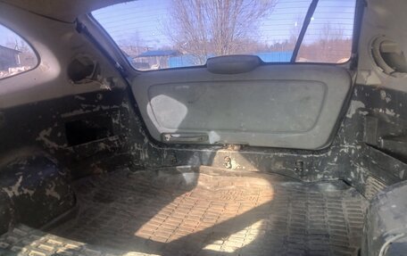 KIA Rio II, 2003 год, 98 000 рублей, 10 фотография