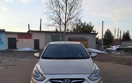 Hyundai Solaris II рестайлинг, 2011 год, 810 000 рублей, 5 фотография
