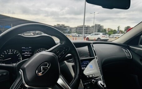 Infiniti Q50 I рестайлинг, 2018 год, 2 500 000 рублей, 12 фотография