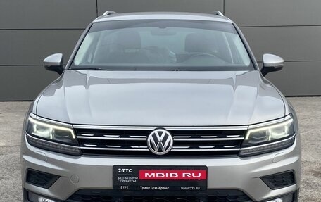 Volkswagen Tiguan II, 2018 год, 2 199 000 рублей, 2 фотография