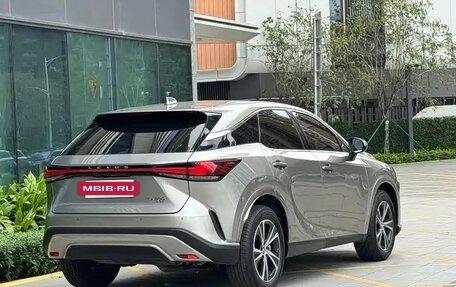 Lexus RX IV рестайлинг, 2025 год, 7 000 000 рублей, 4 фотография