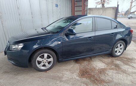 Chevrolet Cruze II, 2010 год, 570 000 рублей, 6 фотография