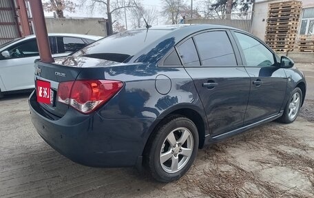 Chevrolet Cruze II, 2010 год, 570 000 рублей, 4 фотография