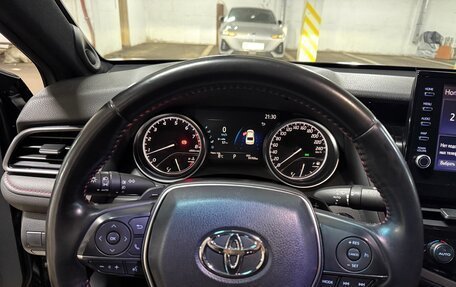 Toyota Camry, 2021 год, 3 390 000 рублей, 7 фотография