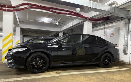 Toyota Camry, 2021 год, 3 390 000 рублей, 6 фотография