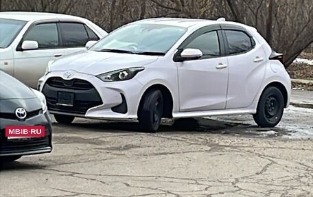 Toyota Yaris, 2020 год, 1 390 000 рублей, 5 фотография