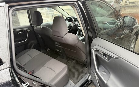 Toyota RAV4, 2021 год, 3 500 000 рублей, 6 фотография