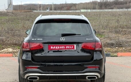 Mercedes-Benz GLC, 2022 год, 5 999 000 рублей, 8 фотография