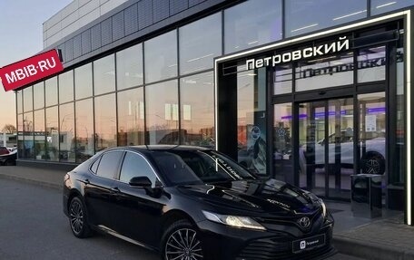 Toyota Camry, 2019 год, 2 630 000 рублей, 5 фотография