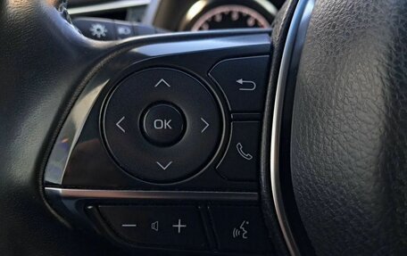 Toyota Camry, 2019 год, 2 630 000 рублей, 10 фотография