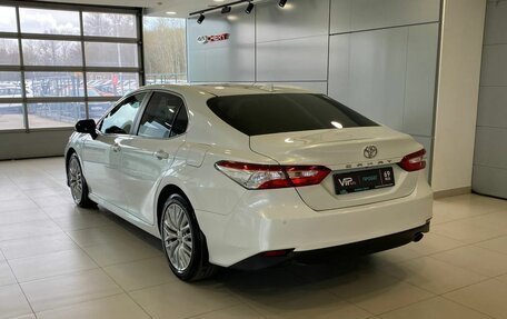 Toyota Camry, 2019 год, 2 697 000 рублей, 4 фотография