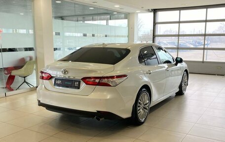 Toyota Camry, 2019 год, 2 697 000 рублей, 6 фотография