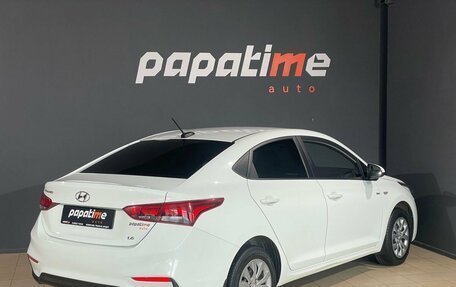 Hyundai Solaris II рестайлинг, 2018 год, 1 390 000 рублей, 3 фотография