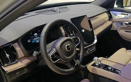 Volvo XC90 II рестайлинг, 2025 год, 11 000 000 рублей, 6 фотография