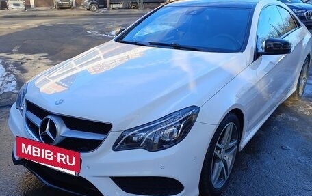 Mercedes-Benz E-Класс, 2015 год, 1 950 000 рублей, 3 фотография