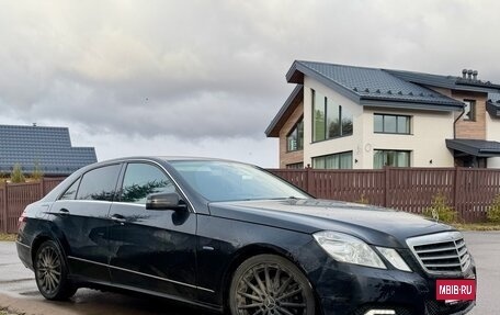 Mercedes-Benz E-Класс, 2010 год, 1 550 000 рублей, 2 фотография