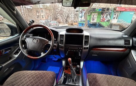 Toyota Land Cruiser Prado 120 рестайлинг, 2006 год, 1 700 000 рублей, 5 фотография