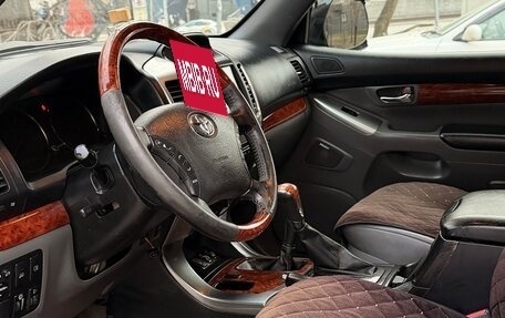 Toyota Land Cruiser Prado 120 рестайлинг, 2006 год, 1 700 000 рублей, 13 фотография