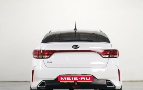 KIA Rio IV, 2021 год, 1 799 000 рублей, 13 фотография