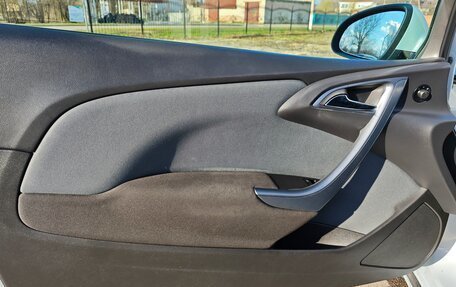 Opel Astra J, 2012 год, 670 000 рублей, 17 фотография