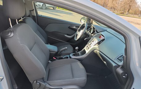 Opel Astra J, 2012 год, 670 000 рублей, 19 фотография