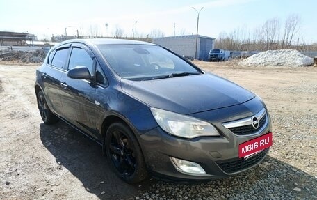 Opel Astra J, 2011 год, 499 000 рублей, 2 фотография