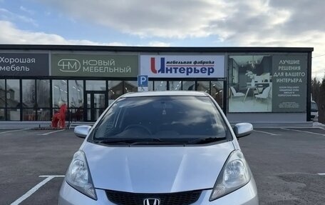 Honda Fit III, 2010 год, 700 000 рублей, 3 фотография