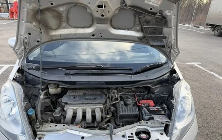 Honda Fit III, 2010 год, 700 000 рублей, 11 фотография