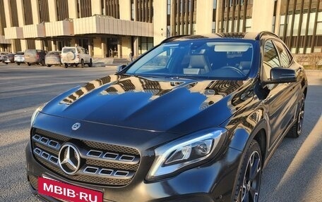 Mercedes-Benz GLA, 2019 год, 2 499 999 рублей, 2 фотография