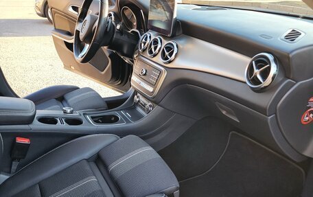 Mercedes-Benz GLA, 2019 год, 2 499 999 рублей, 13 фотография