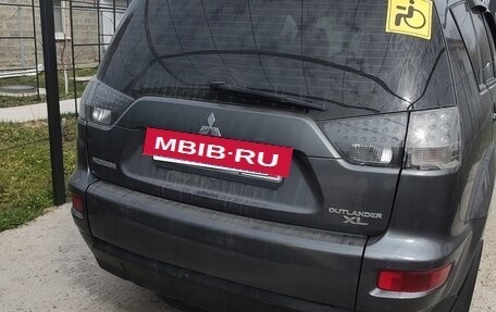 Mitsubishi Outlander III рестайлинг 3, 2010 год, 1 000 000 рублей, 3 фотография