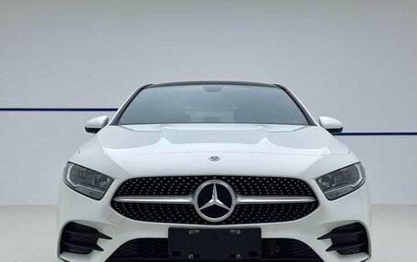 Mercedes-Benz A-Класс, 2023 год, 2 100 000 рублей, 1 фотография