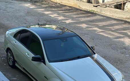 Mercedes-Benz C-Класс, 2011 год, 1 220 000 рублей, 2 фотография