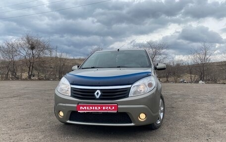 Renault Sandero I, 2011 год, 750 000 рублей, 1 фотография