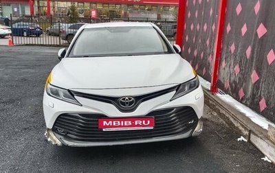 Toyota Camry, 2020 год, 1 879 000 рублей, 1 фотография