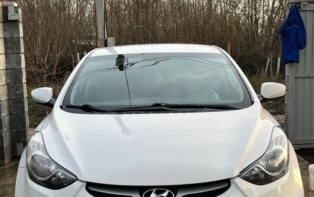 Hyundai Elantra V, 2013 год, 720 000 рублей, 1 фотография