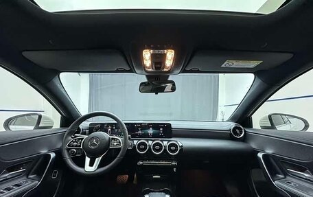 Mercedes-Benz A-Класс, 2023 год, 2 100 000 рублей, 8 фотография