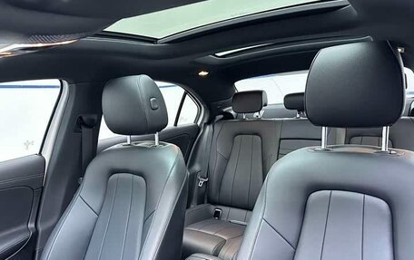 Mercedes-Benz A-Класс, 2023 год, 2 100 000 рублей, 9 фотография