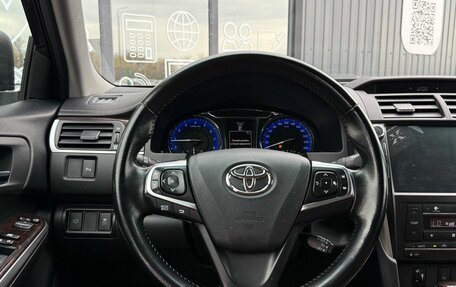 Toyota Camry, 2017 год, 2 280 000 рублей, 7 фотография