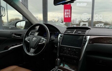 Toyota Camry, 2017 год, 2 280 000 рублей, 9 фотография