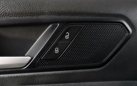 Volkswagen Tiguan II, 2020 год, 2 949 000 рублей, 23 фотография