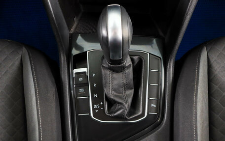 Volkswagen Tiguan II, 2020 год, 2 949 000 рублей, 21 фотография