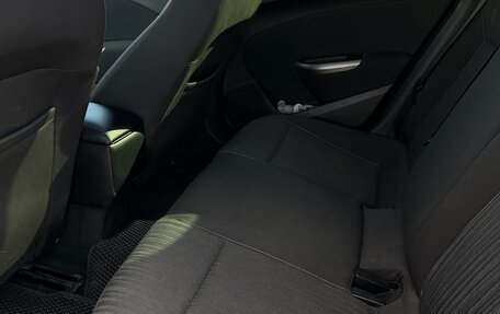 Opel Astra J, 2011 год, 700 000 рублей, 10 фотография