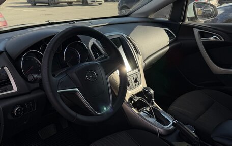 Opel Astra J, 2011 год, 700 000 рублей, 9 фотография