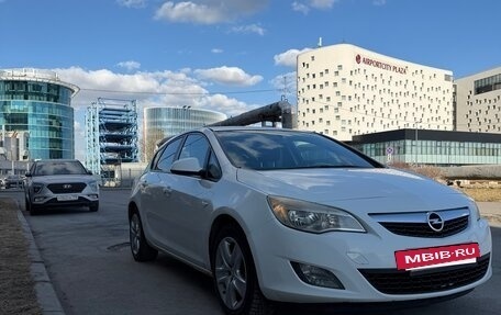 Opel Astra J, 2011 год, 700 000 рублей, 7 фотография