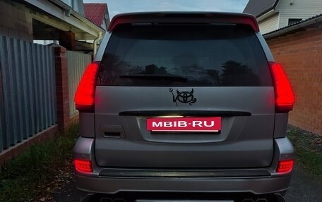 Toyota Land Cruiser Prado 120 рестайлинг, 2008 год, 2 900 000 рублей, 3 фотография